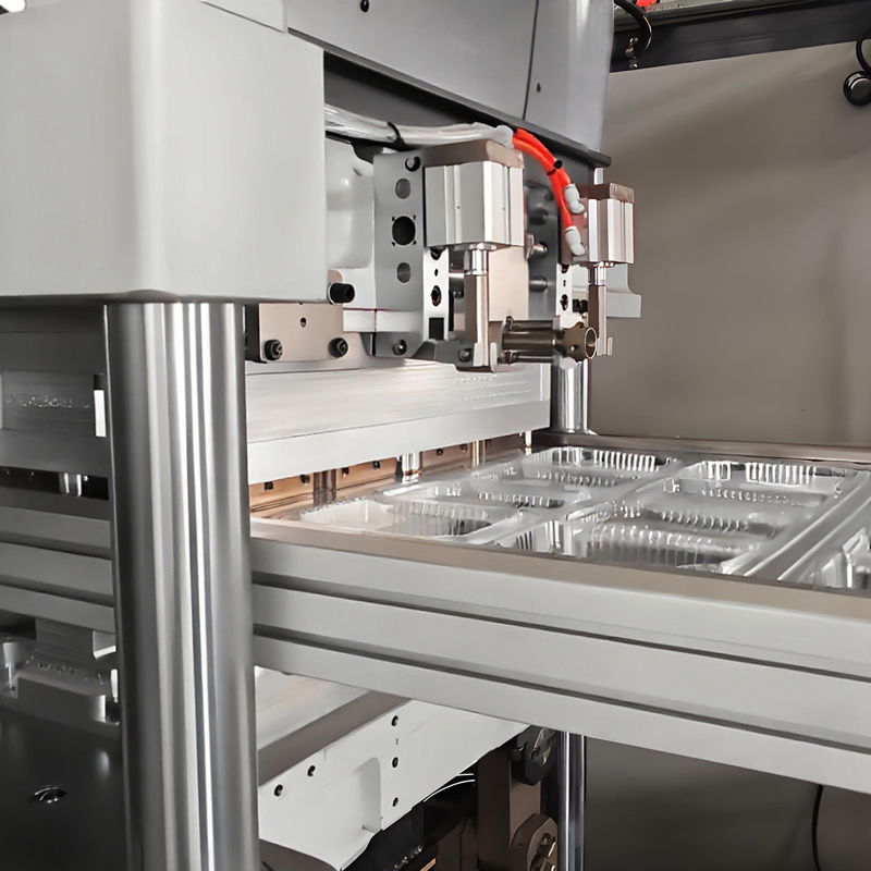 Mold change structure